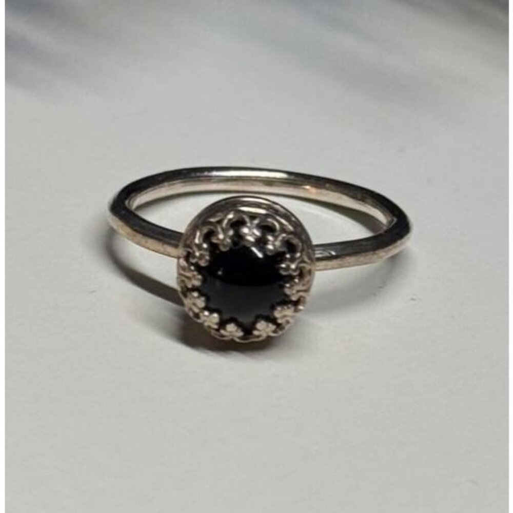 925 STERLING SILVER ONYX RING SIZE 7.5